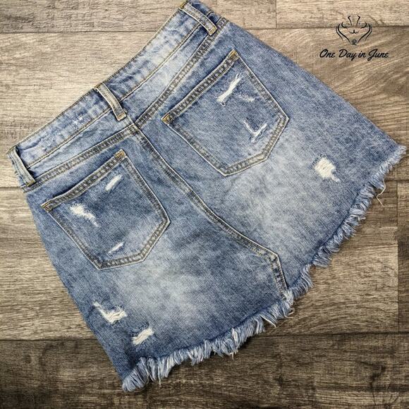 Dance & Marvel Juniors Distressed Hem Denim Skirt Size S - Picture 5 of 5